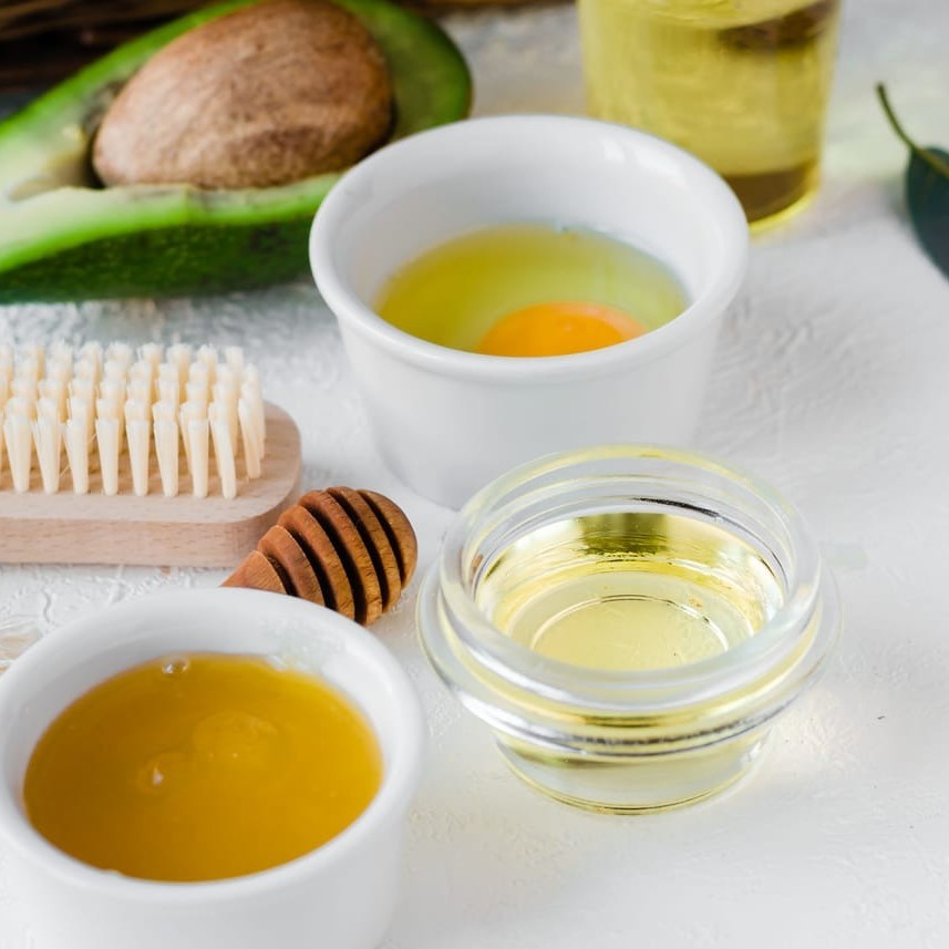 olive oil and egg hair mask